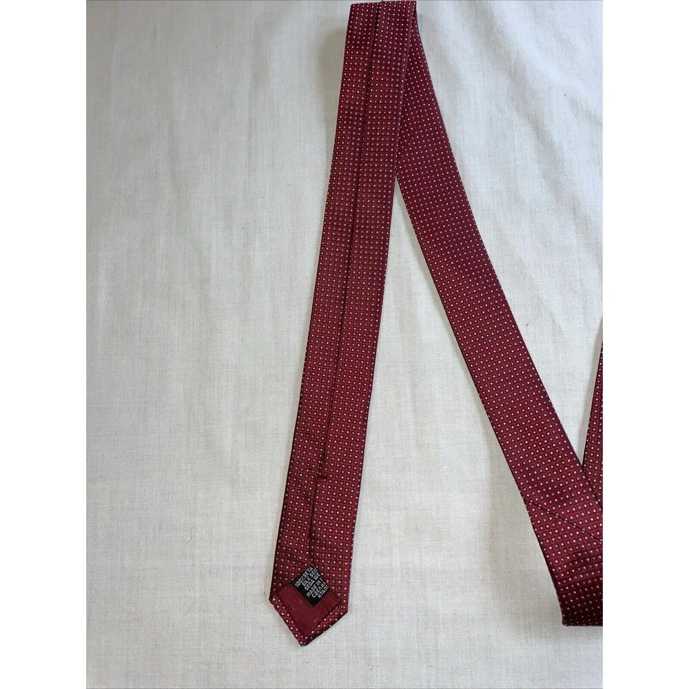 Boss Hugo Boss Italy Men’s Dress Tie Size 57” Red Dotted Silk Business Formal